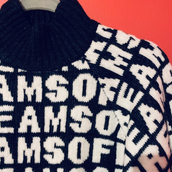 H&M Sweater - Picture 2 of 5